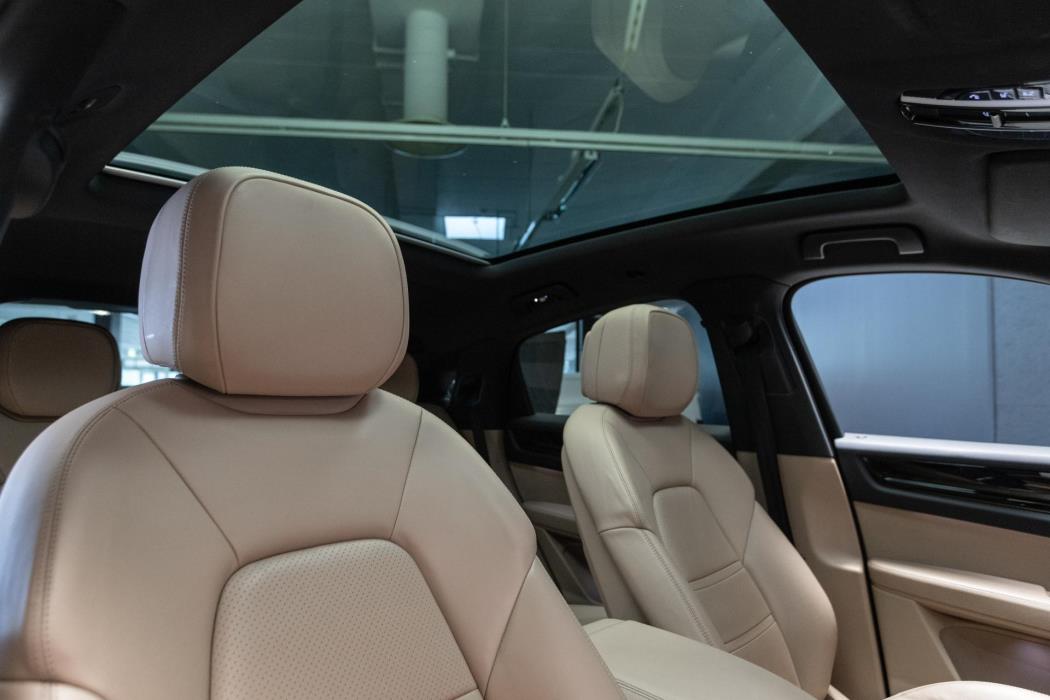 PORSCHE Cayenne 2021