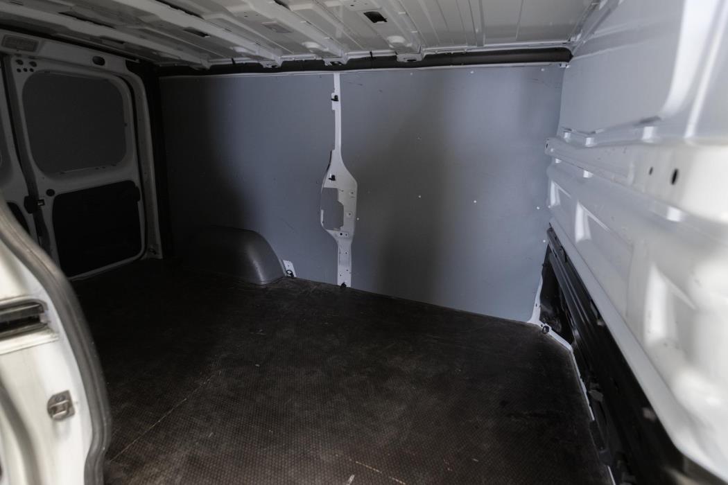 NISSAN Primastar 2023