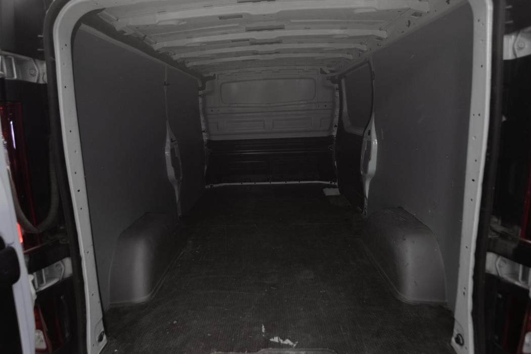 NISSAN Primastar 2023