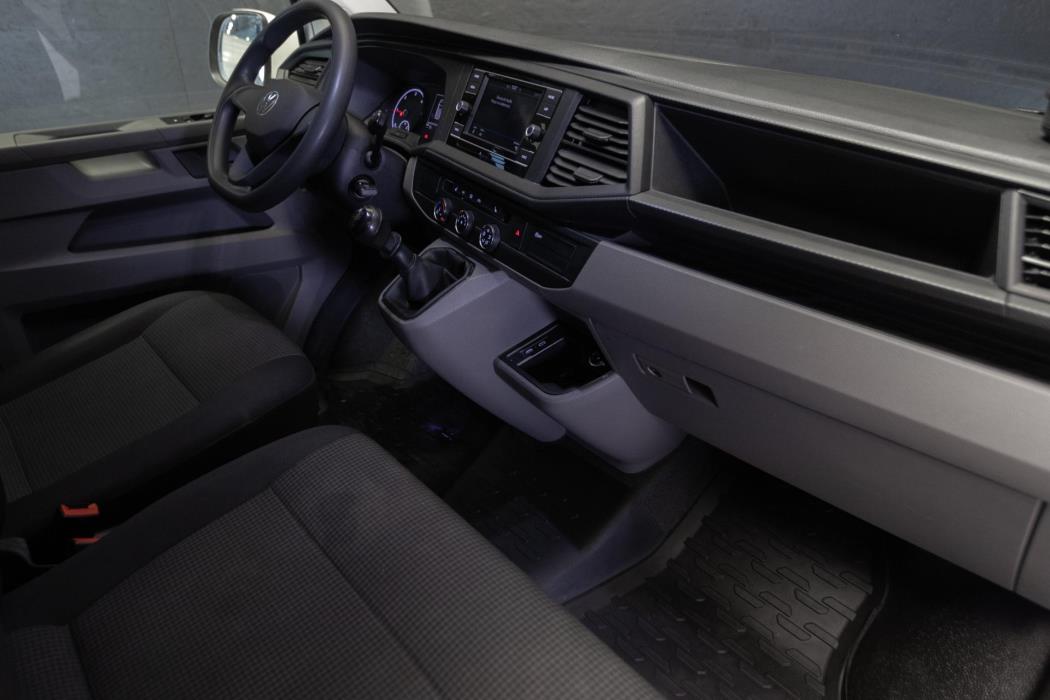 VOLKSWAGEN Transporter 2021