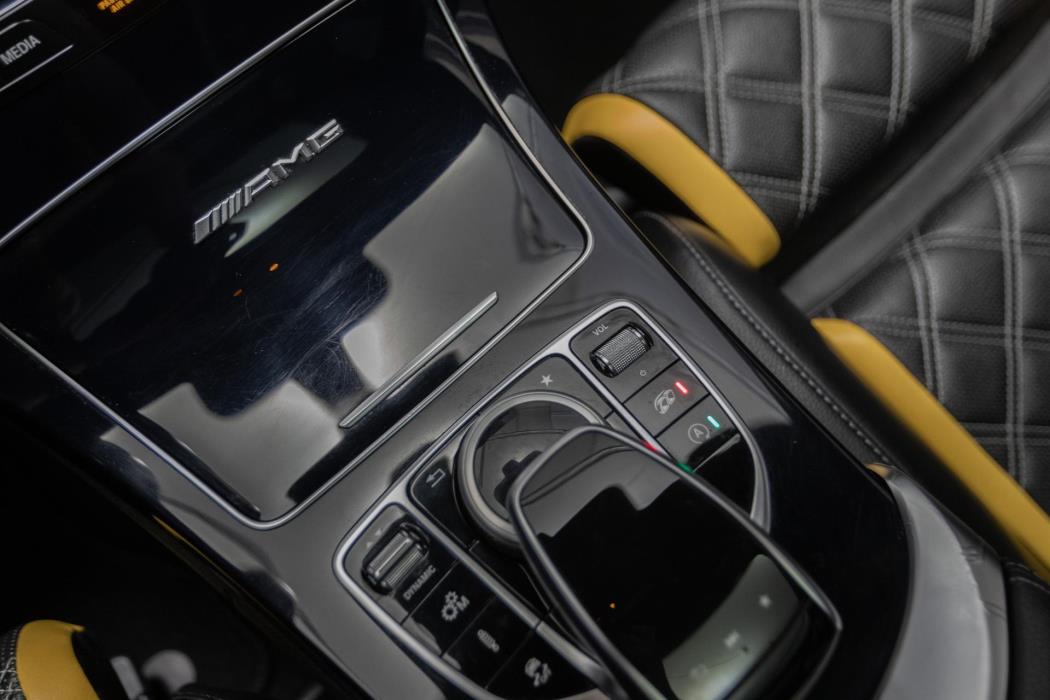 MERCEDES-BENZ C 63 AMG 2016