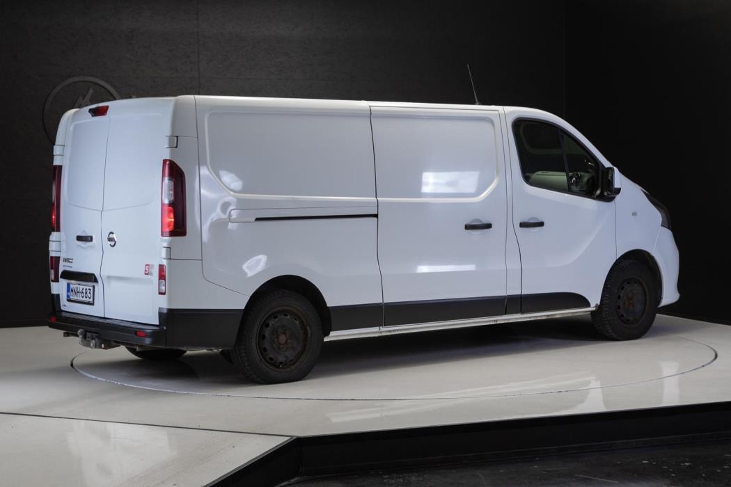 NISSAN NV300 2019
