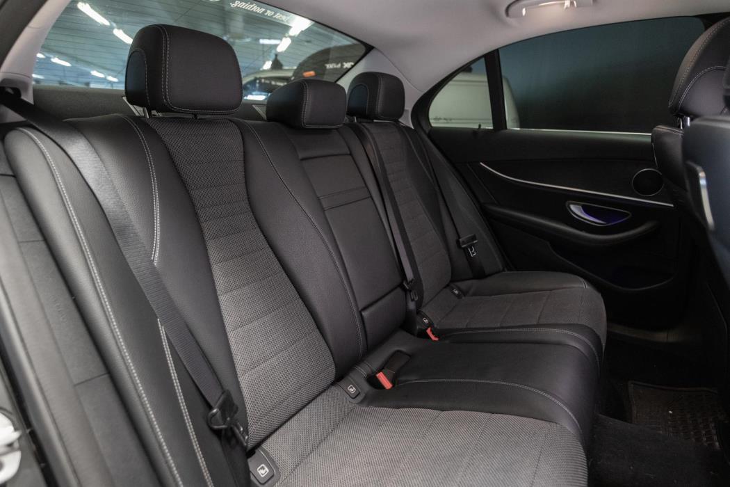 MERCEDES-BENZ E 2021