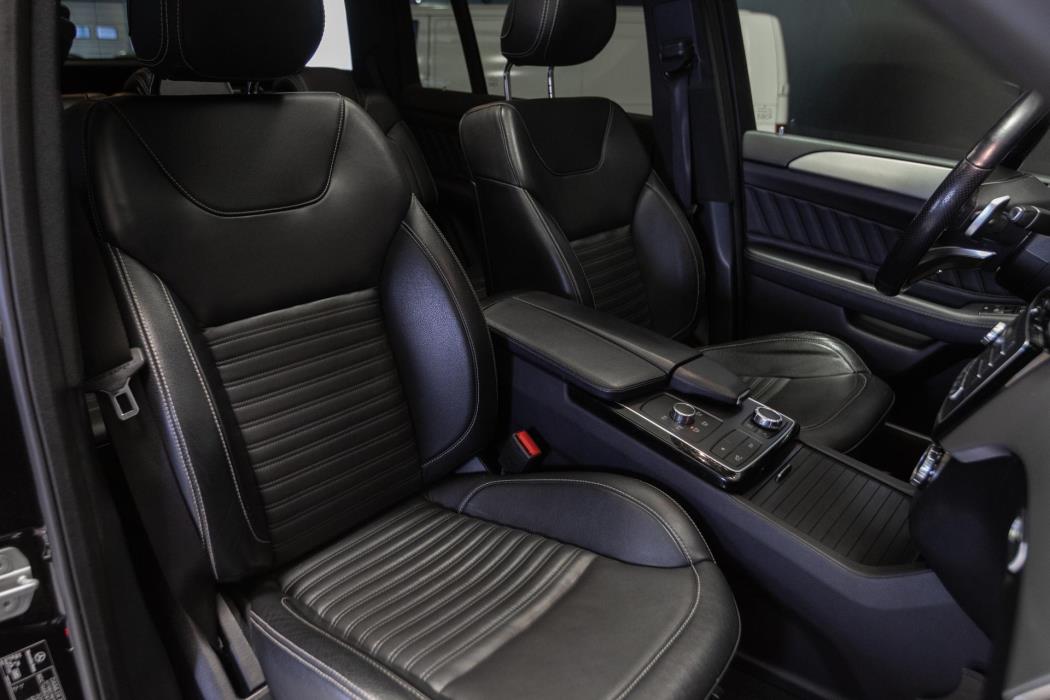 MERCEDES-BENZ GLS 2016