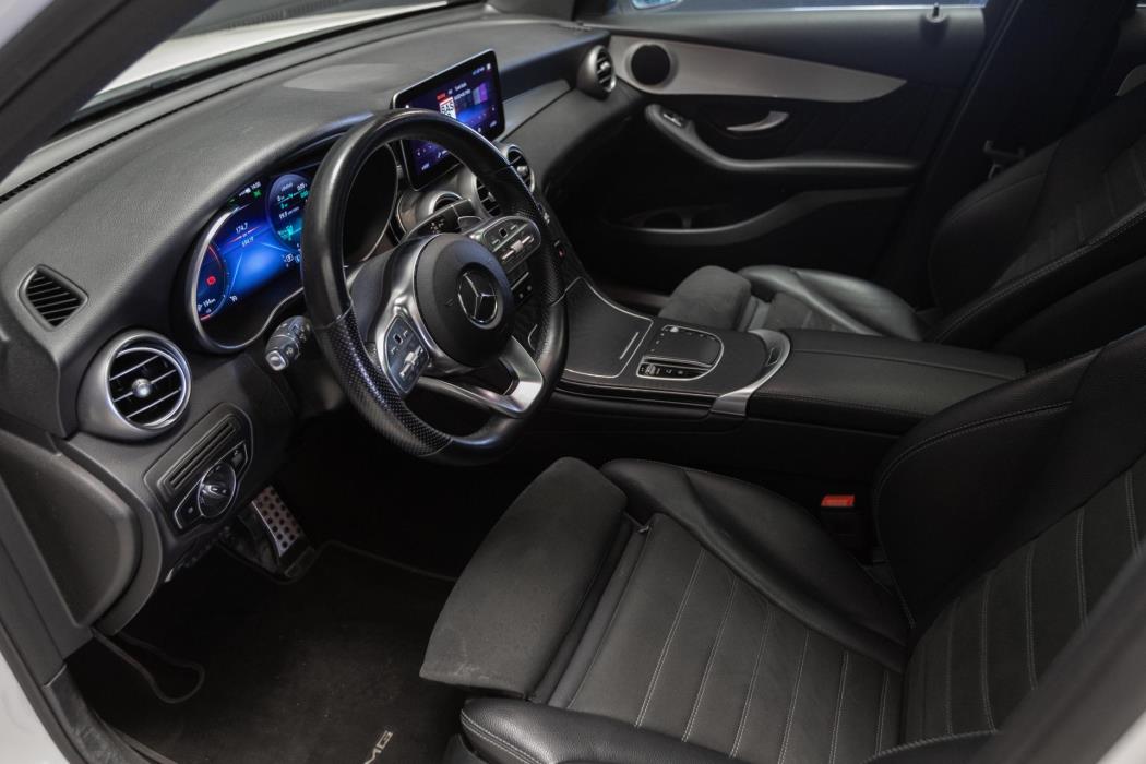 MERCEDES-BENZ GLC 2021