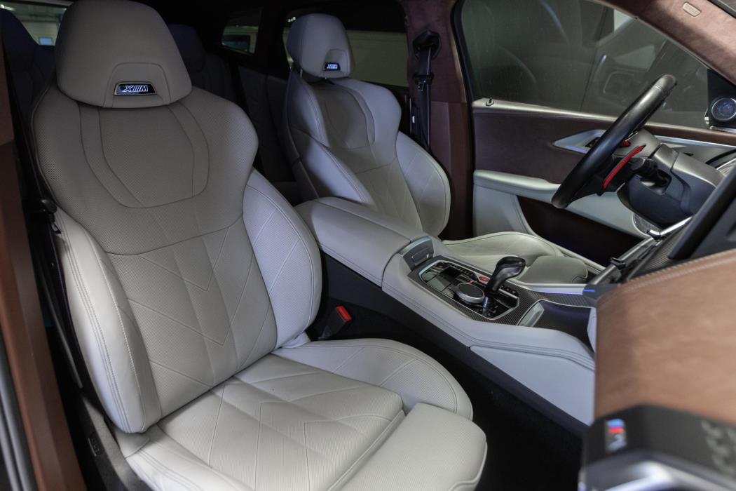 BMW XM 2024