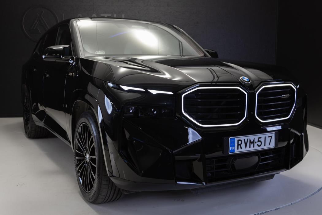 BMW XM 2024