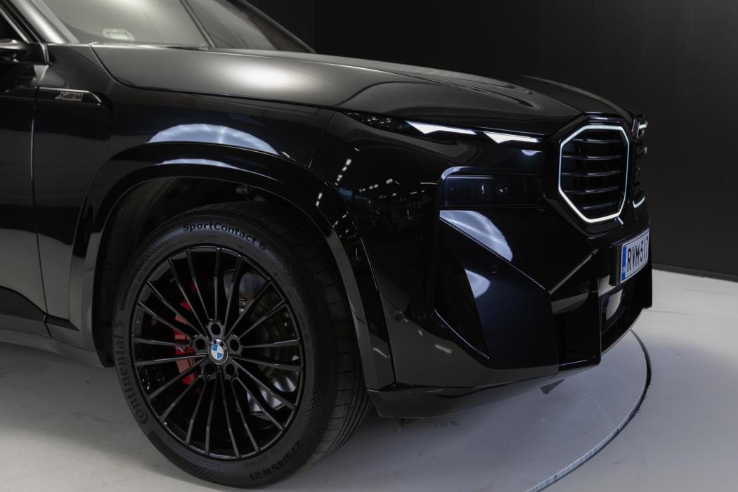BMW XM 2024
