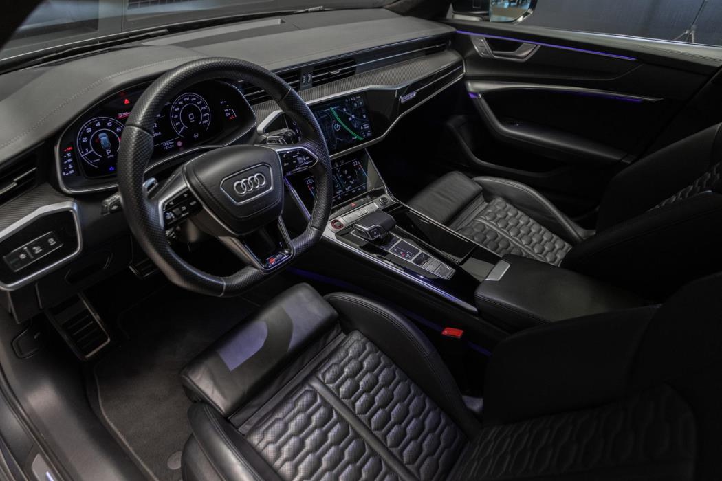 AUDI RS6 2022