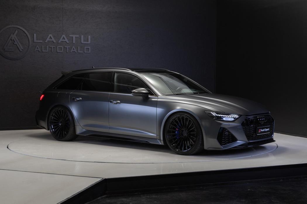 AUDI RS6 2022