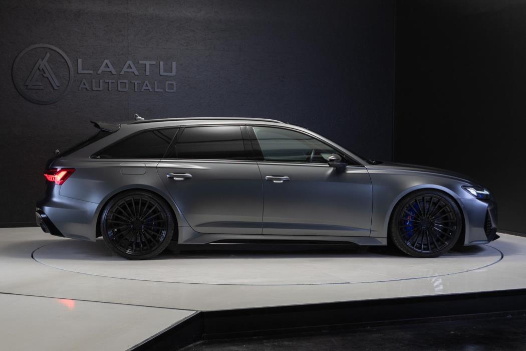 AUDI RS6 2022