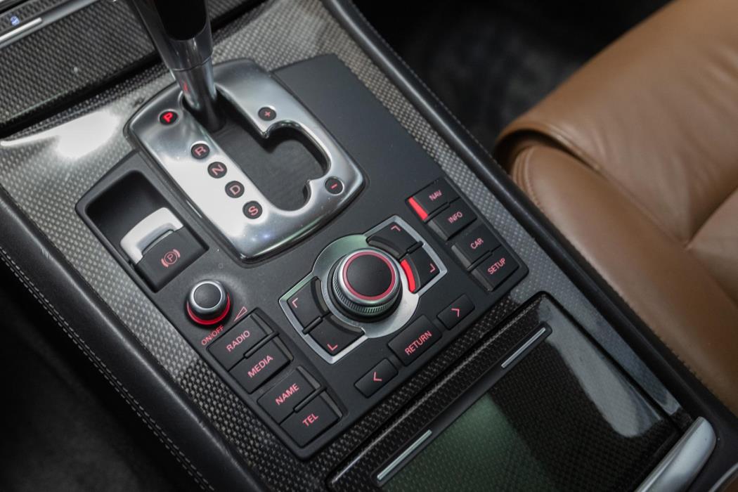 AUDI S8 2007