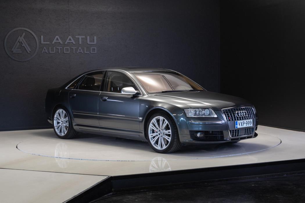 AUDI S8 2007