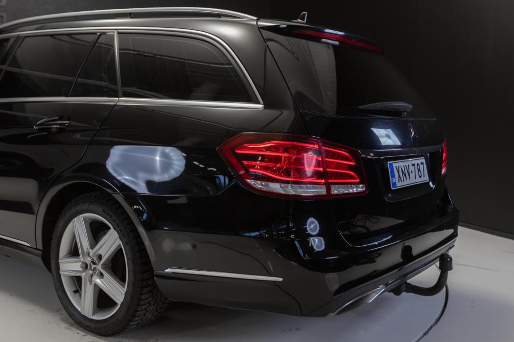 MERCEDES-BENZ E 2013