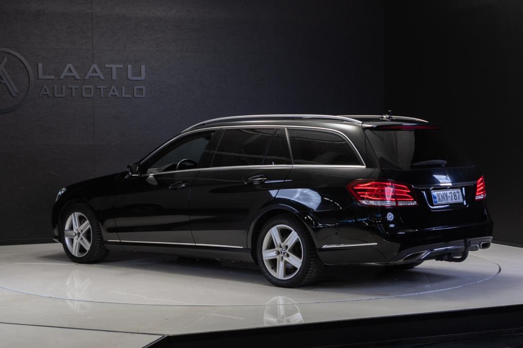 MERCEDES-BENZ E 2013