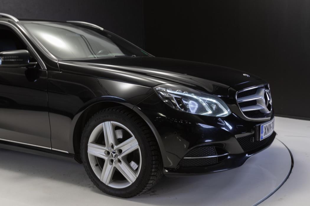 MERCEDES-BENZ E 2013