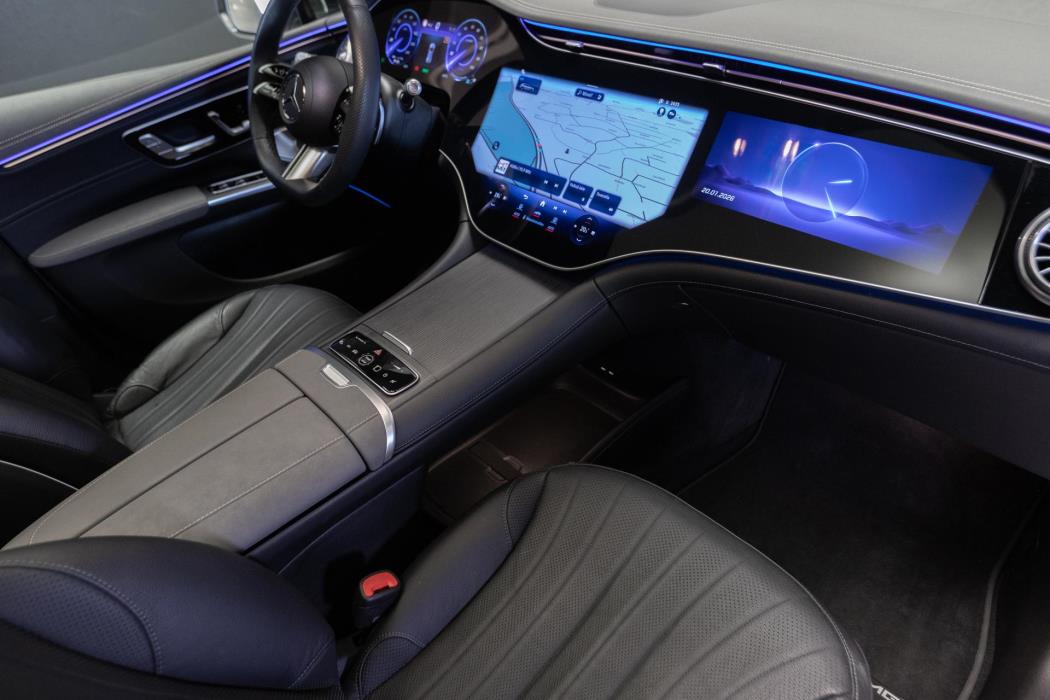 MERCEDES-BENZ EQS SUV 2023