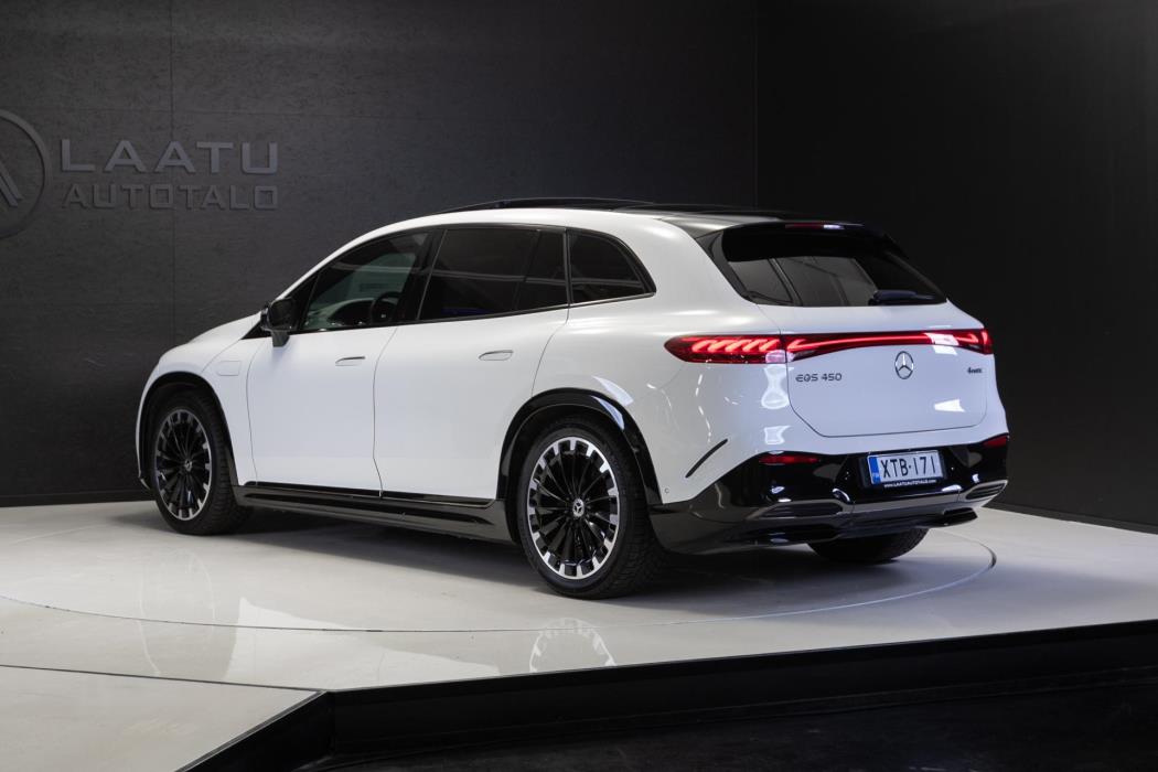 MERCEDES-BENZ EQS SUV 2023