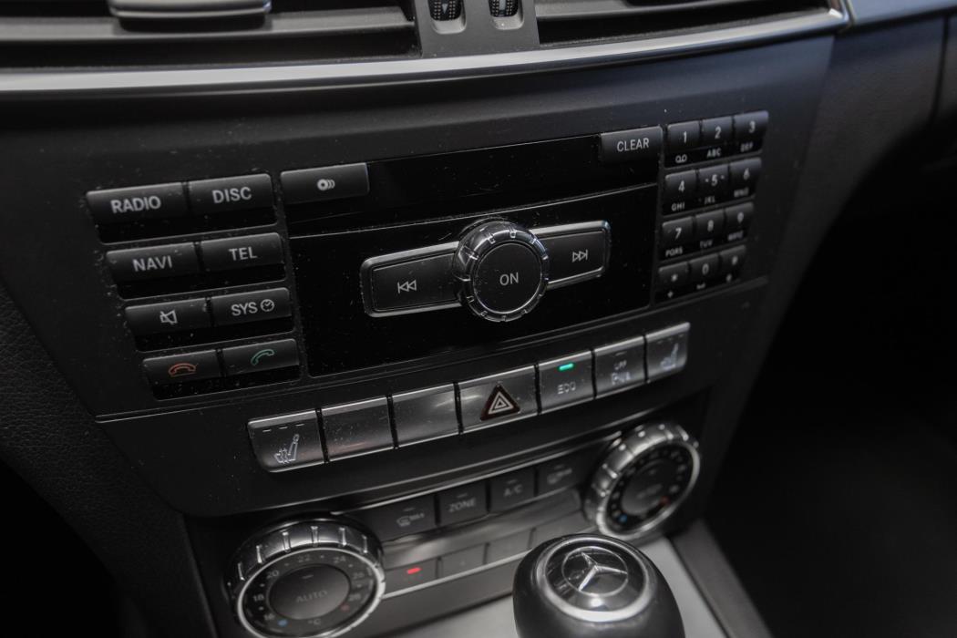 MERCEDES-BENZ C 2011