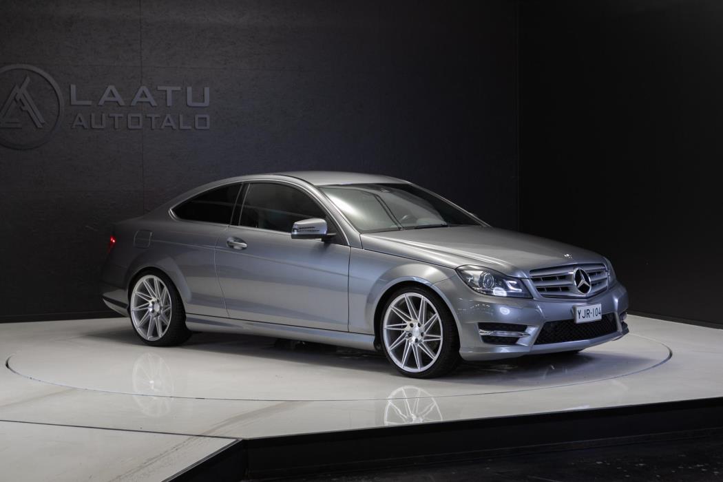 MERCEDES-BENZ C 2011
