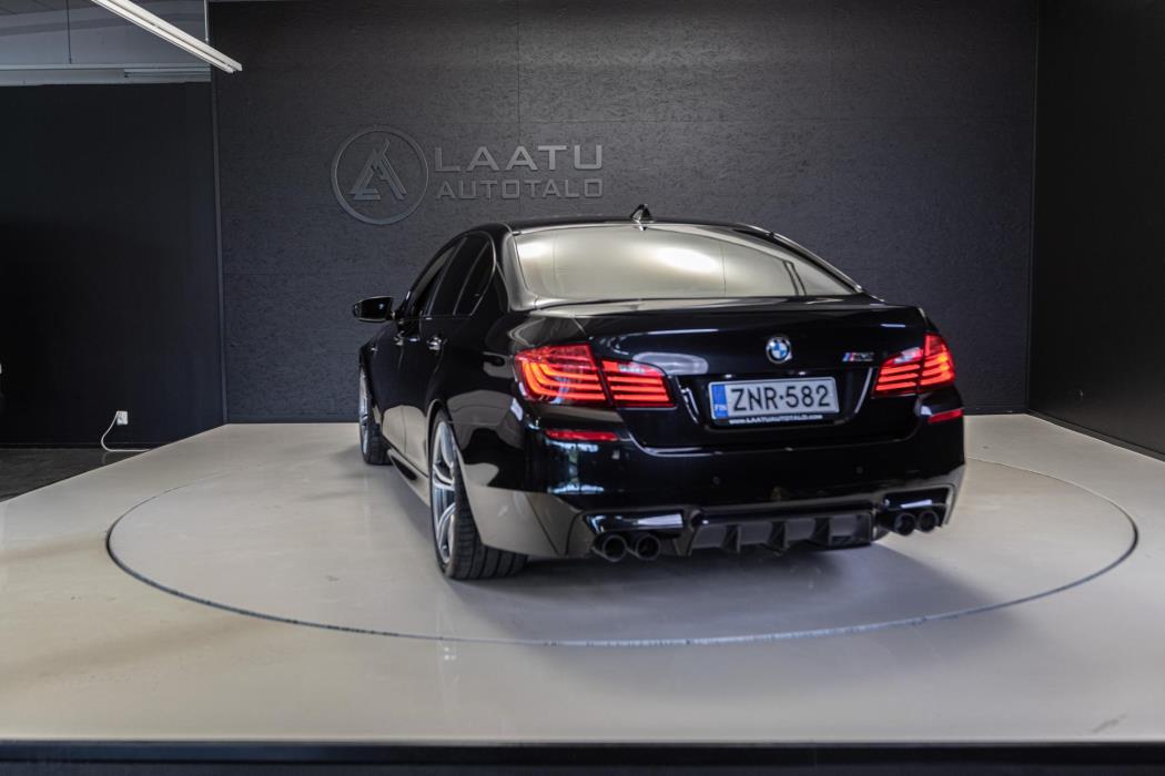 BMW M5 2014
