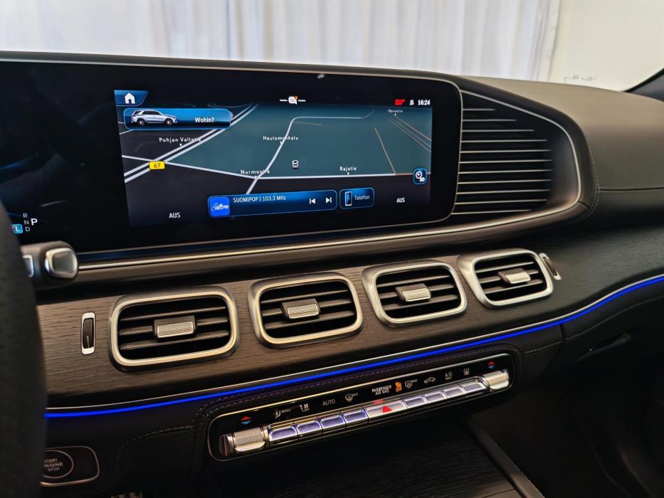 MERCEDES-BENZ GLE 53 AMG 2025
