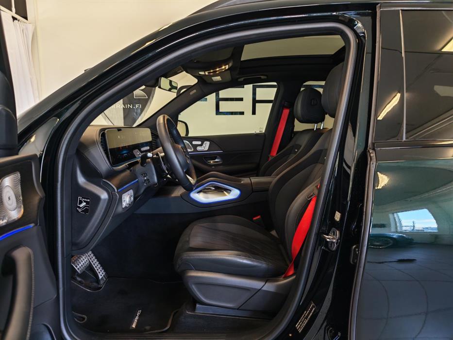 MERCEDES-BENZ GLE 53 AMG 2025