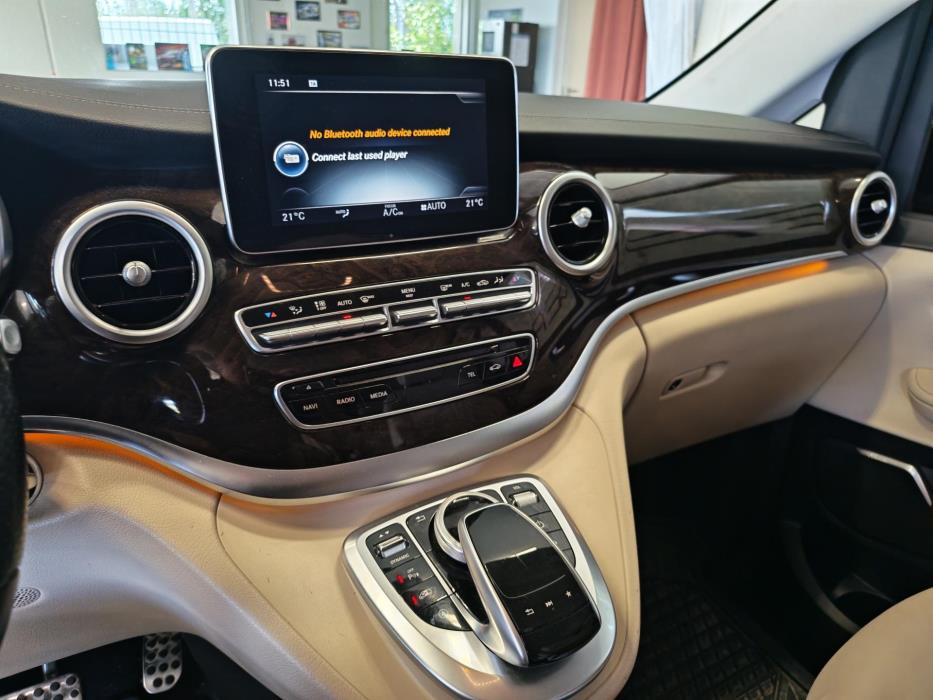 MERCEDES-BENZ V 2017