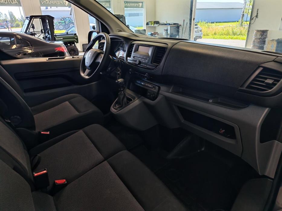 PEUGEOT Expert 2022