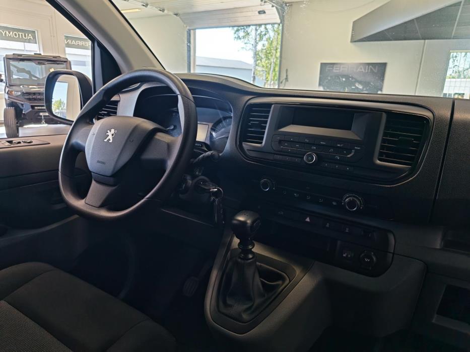 PEUGEOT Expert 2022