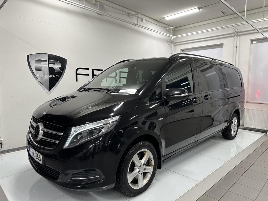 MERCEDES-BENZ V 2015