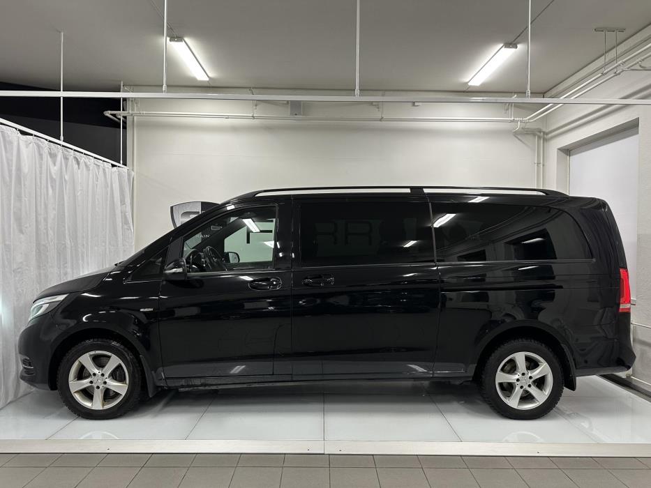 MERCEDES-BENZ V 2015