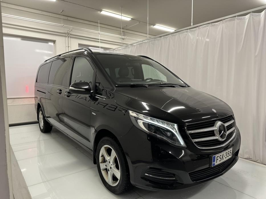 MERCEDES-BENZ V 2015