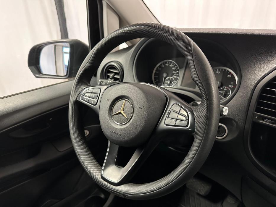 MERCEDES-BENZ Vito 2015