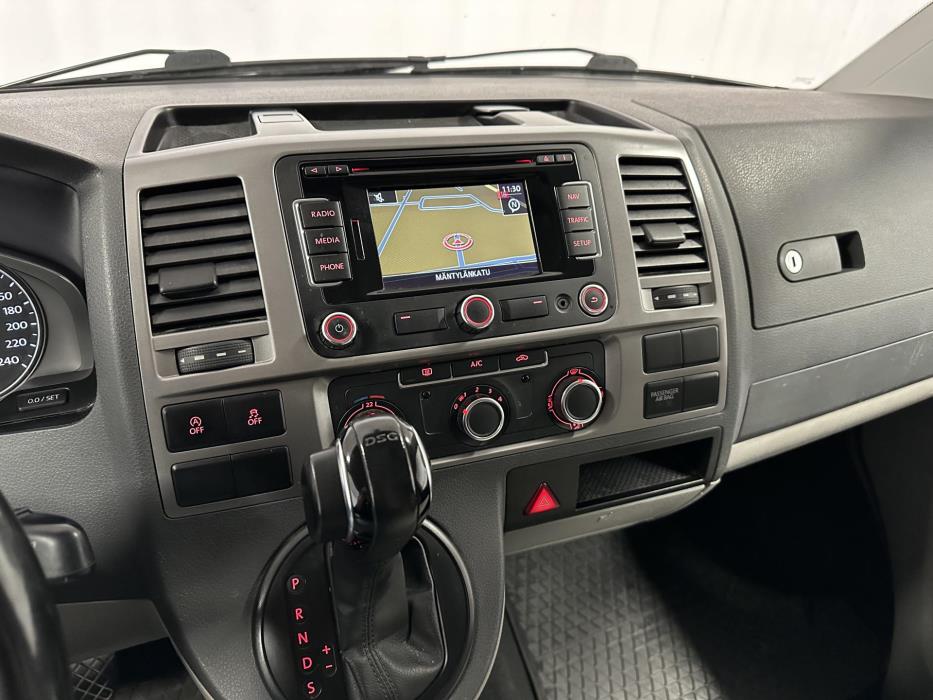 VOLKSWAGEN Transporter 2013