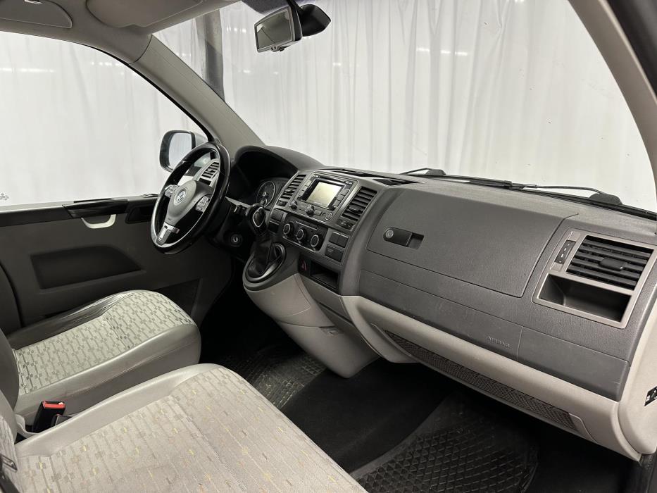 VOLKSWAGEN Transporter 2013