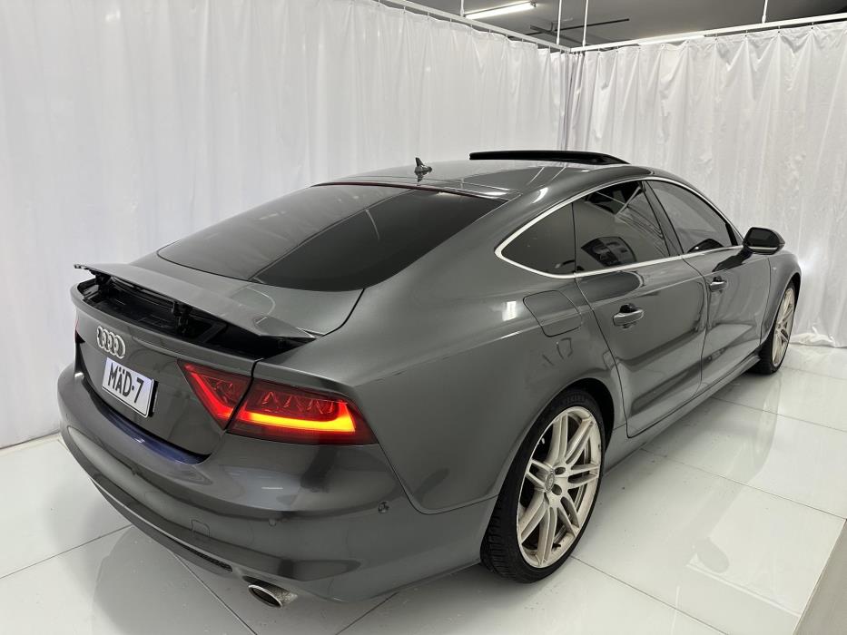 AUDI A7 2012