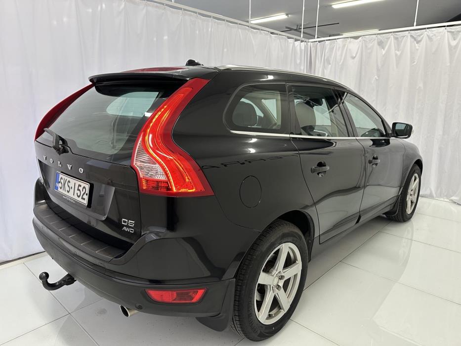 VOLVO XC60 2012