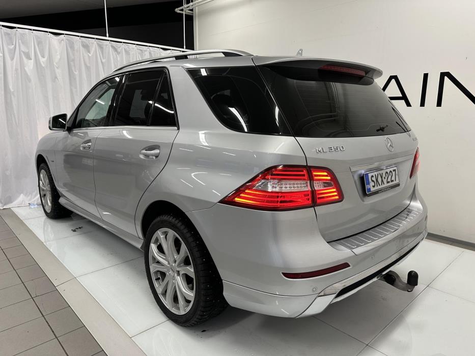 MERCEDES-BENZ ML 2011