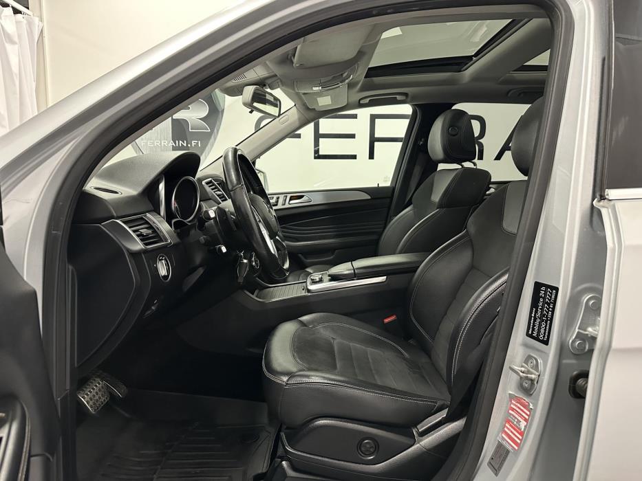 MERCEDES-BENZ ML 2011