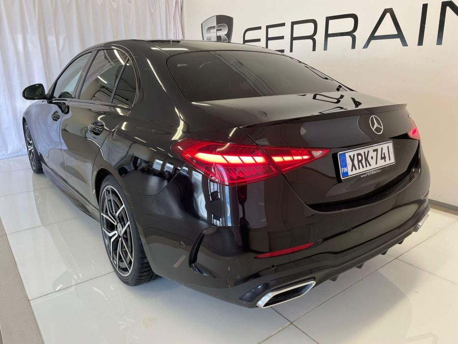 MERCEDES-BENZ C 2022