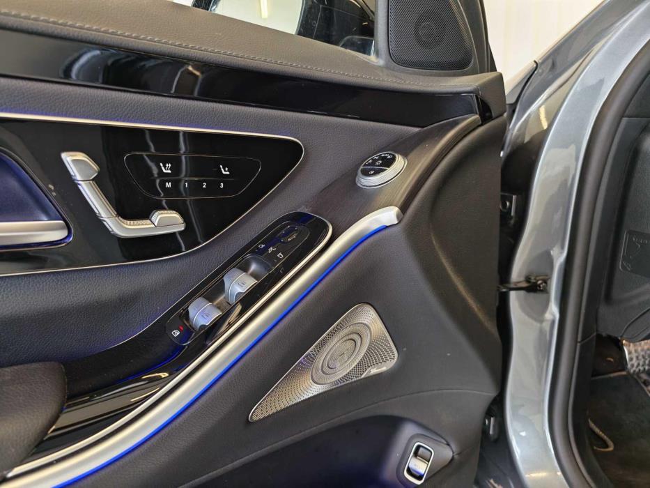 MERCEDES-BENZ S 2022