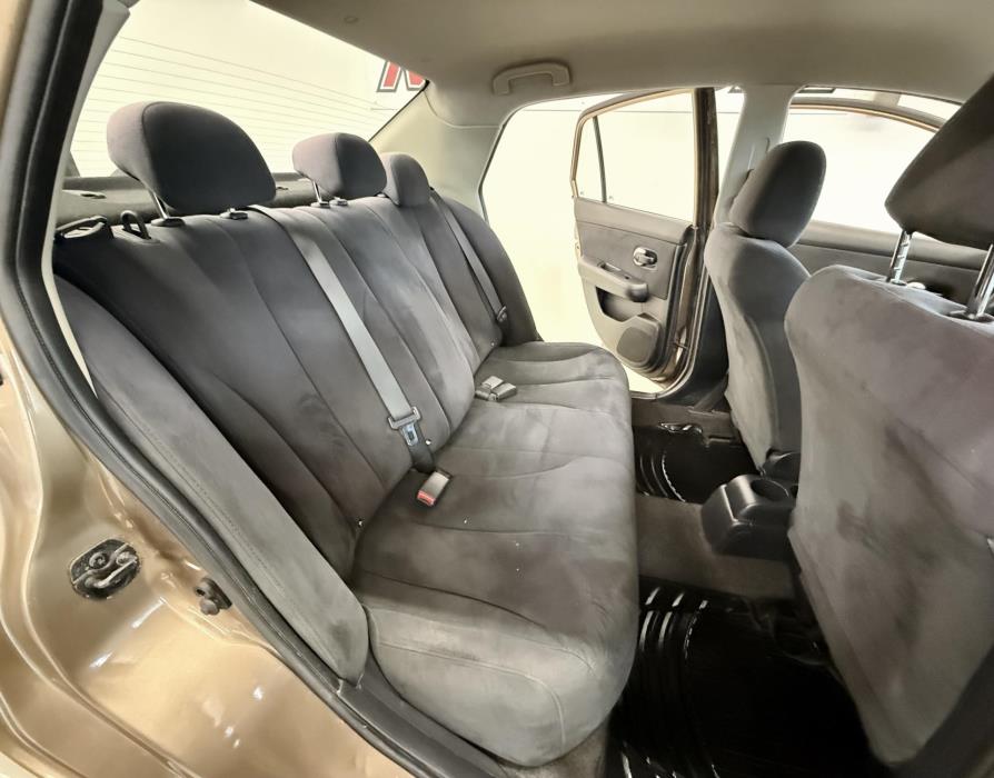 NISSAN Tiida 2008