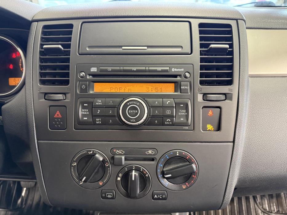 NISSAN Tiida 2008