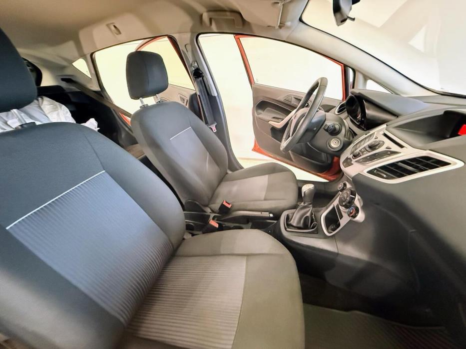 FORD Fiesta 2011
