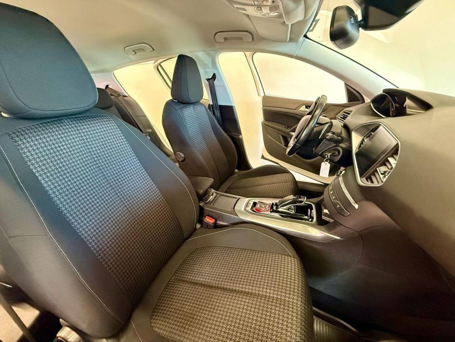 PEUGEOT 308 2019