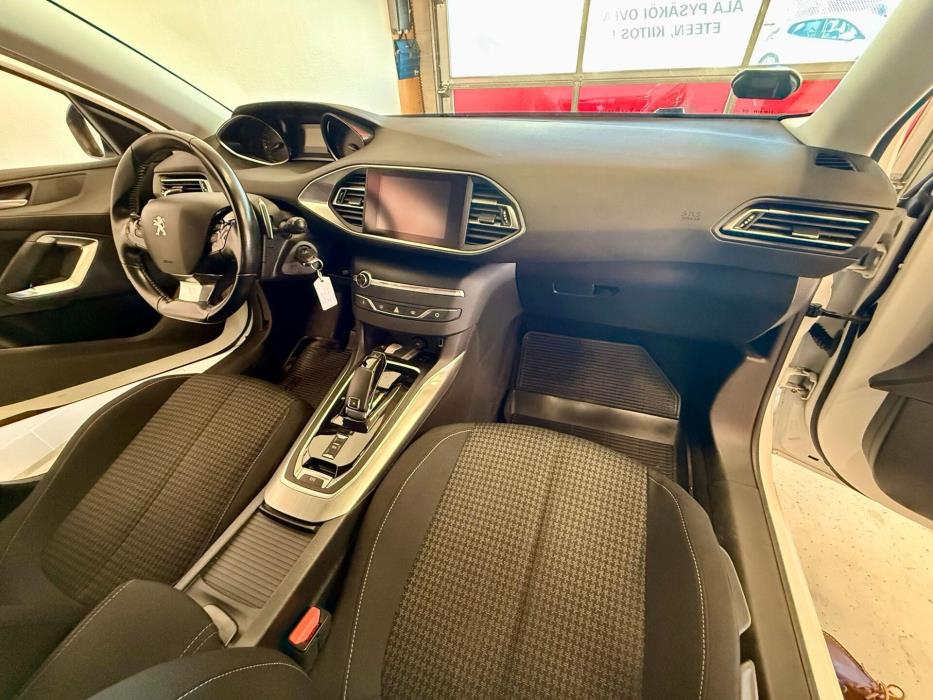 PEUGEOT 308 2019