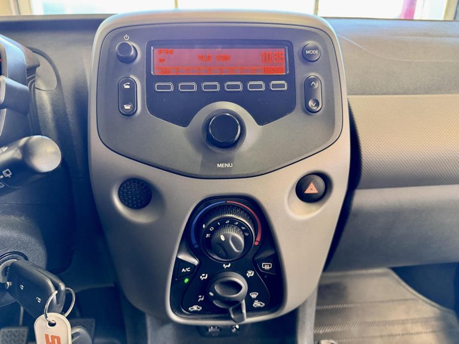 PEUGEOT 108 2019