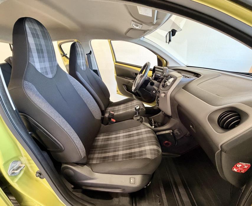PEUGEOT 108 2019