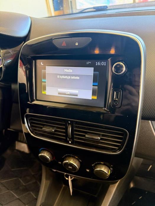 RENAULT Clio 2019
